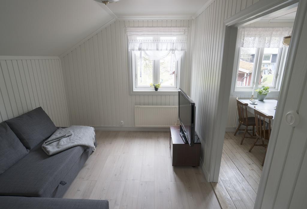 Anfasteroed Gardsvik - Grindstugan Ljungskile Esterno foto